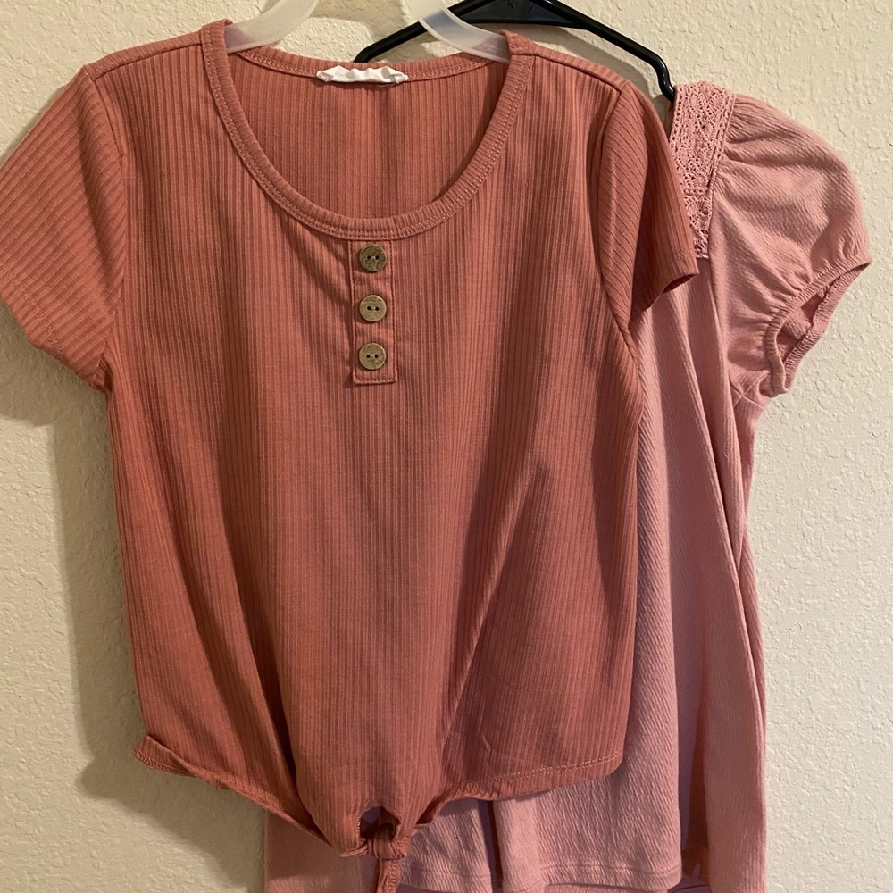 Set of 2 Girls Shirts